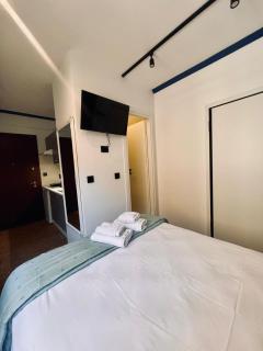 Ermou Suite by Zeussuites - Atene - 2