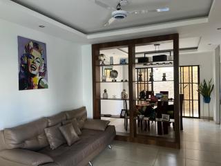 Elegante casa en Guayaquil con seguridad privada - San Guillermo - 3