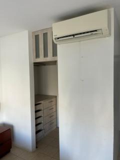 Elegante casa en Guayaquil con seguridad privada - San Guillermo - 2