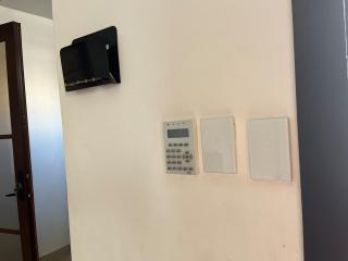 Elegante casa en Guayaquil con seguridad privada - San Guillermo - 1