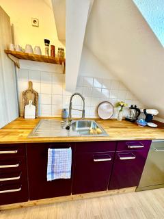 Fantastische Dachgeschosswohnung in Connewitz nahe Karli - Platz für bis zu 5 Personen - tolle Lage und öffentliche Verkehrsmittel - 3