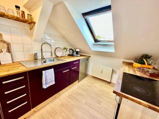 Fantastische Dachgeschosswohnung in Connewitz nahe Karli - Platz für bis zu 5 Personen - tolle Lage und öffentliche Verkehrsmittel - Lipsia - 4