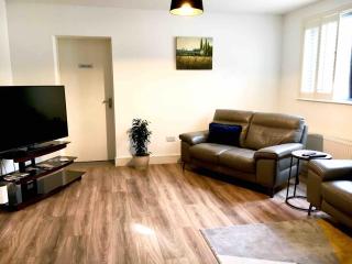 Shangri - La Spacious Family Townhouse - Killarney - 5