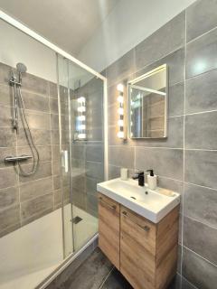 Bright studio for 2 near the beach - 2