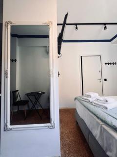 Ermou Suite by Zeussuites - Atene - 9