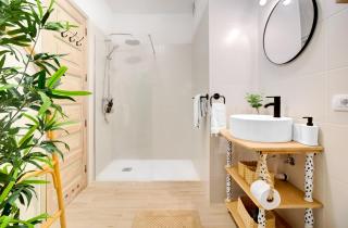 SEA VIEW, 5min BEACH, WiFi, POOL, CITY CENTER, DOLPHIN EXCURSIONS, KIDS FRIENDLY - Los Cristianos - 5