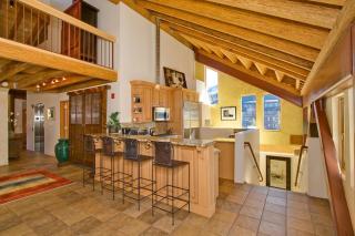 Downtown Penthouse condo - South Lake Tahoe - 5