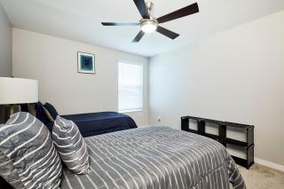 GoldStar Luxury Home - Ruskin - 1