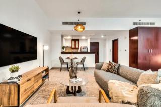Modern & Spacious Studio in JBR - 9