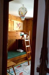 Charming, cozy, and bright apartment - - 1