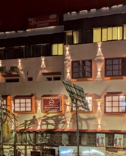 Haritwal Guest House - Varanasi - 0
