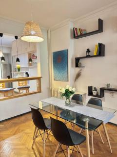 Boby Center Home - 9