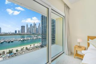 Luxe 2Br Beachfront Apartment with Sea and Palm Views - 6