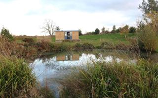Lillie's Shepherd's Hut - Sleeps 2 & Hot Tub - Nottingham - 9