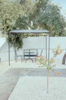 Citrus & Sun Central 2BR Apt with Private Garden - Paphos - 7