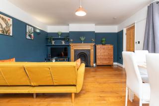 Free parking - 6 Bedroom Home - Colchester - 5