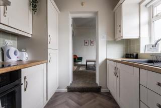 The Royal Residence - Sorley St - Pallion - 1