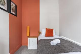 The Royal Residence - Sorley St - Pallion - 7