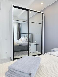 RentNow Large and Cozy Apartment in the Center, Parking - Chişinău - 9