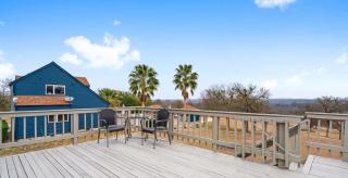 Guesthouse with Hot Tub Pool & Game Room on 5 Scenic Acres - Manor - 4