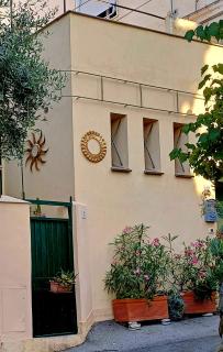 amazing sea cottage "Sleep To The Sound Of The Surf" casetta al mare - Ospedaletti - 9