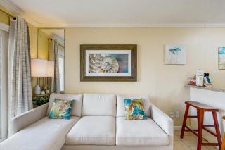 Victorian Condos Barefoot Beach Haven - Galveston - 7