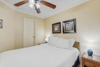 Victorian Condos Barefoot Beach Haven - Galveston - 2