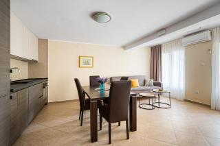 Spacious Comfort - 1