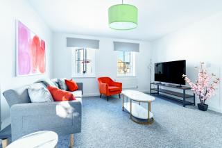 Two-bed Ground Floor Flat in Caerphilly Town Centre - Caerphilly - 0
