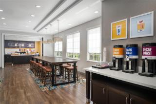 Hampton Inn-Pawtucket, RI - Pawtucket - 1