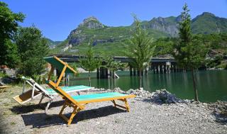 Kulla e Vjeter (Bar Restaurant, Guesthouse, Parking and Camping) - Koman - 5