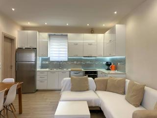 Ledjon apartament - Artemida - 4