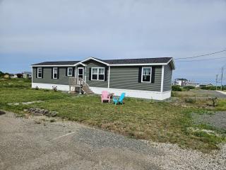 3 bedroom 1 bathroom entire house - - 9