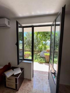 Hillside Haven - Durazzo - 2