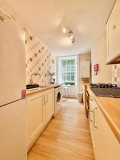 Flat in centre location - Edinburgh - 3