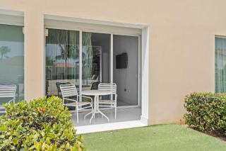 AL117 -Resort Pool-Beach Tennis court- 2BR condo-Close to Palm Beach - Palm-Eagle Beach - 6