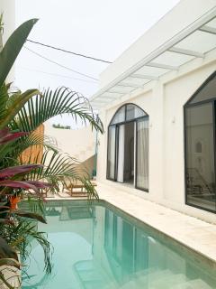 Warm & Welcoming 2-Bedroom Villa with Wood Finish - 4