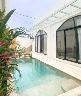 Warm & Welcoming 2-Bedroom Villa with Wood Finish - 1