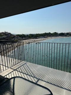 Sozopol Beach Apartments - 8