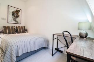 2BR Flat for 6 Guests near Hyde Park and 4 Min Walk to Paddington Station - Londra - 1