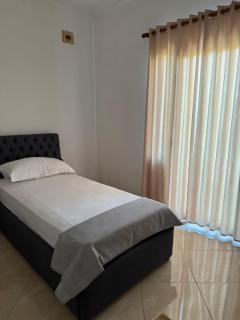 Quiet Room, close to Airport - Kamëz - 3