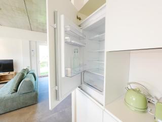 Garden Jacuzzi Lake View - 2