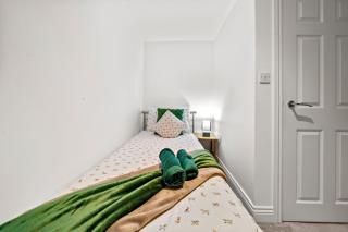 Harbour Suite Luxury Central 3 Bedroom Home By AltoLuxo Short Lets Serviced Accommodation With Free Wifi & Parking - Bristol - 4