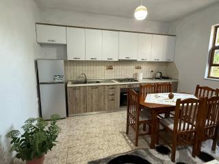Guest House Tirana - - 2