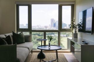 Elegant and Modern 2 BR Home Golf Skyline View - 9