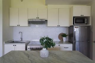 Elegant and Modern 2 BR Home Golf Skyline View - 1