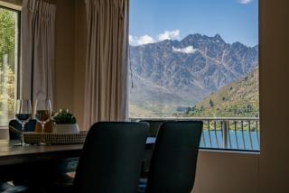 De La Mare views - Queenstown - 9