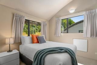 De La Mare views - Queenstown - 3