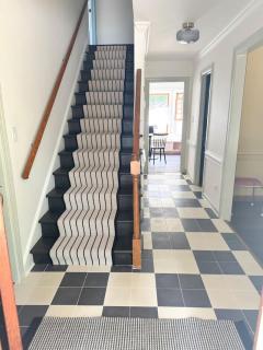 Elegant 4BR Retreat in Cary Garden Views near RDU - Cary - 6