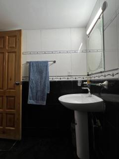Modern 3-Bed Retreat E11 PEACEFUL - Islamabad - 1